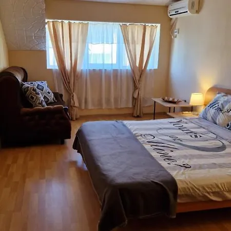 Appartement Aпартамент с две спални, кухня и хол Ravda
