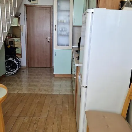 Appartement Aпартамент с две спални, кухня и хол *